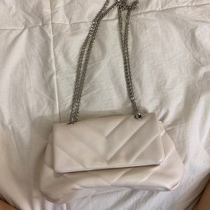 Beige shoulder chain bag
